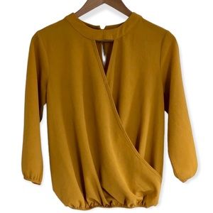 Moa Moa Women’s Crossfront 3/4 Sleeve Elastic Waist Blouse, Mustard Size Small